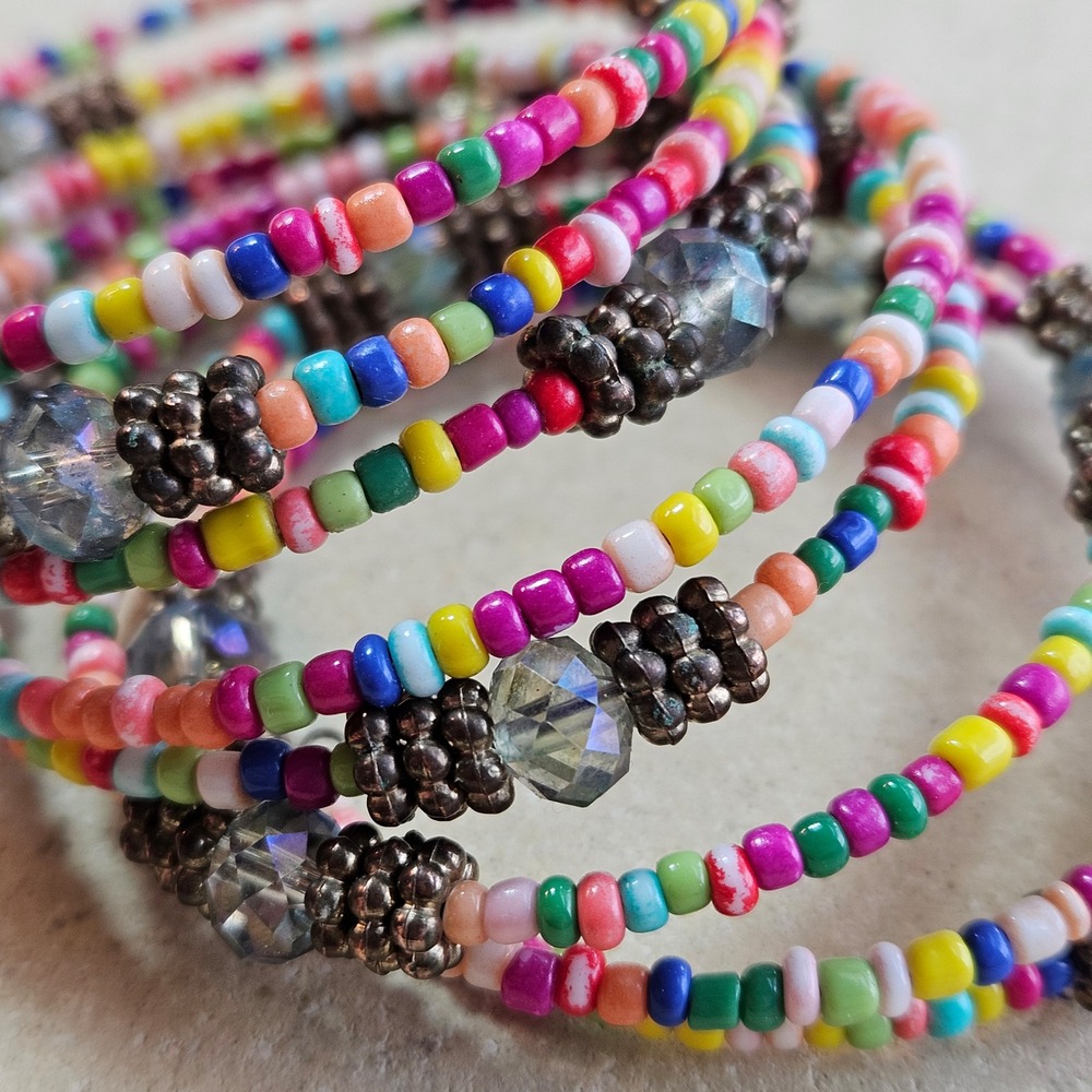 Boho Colorful Seed Bead Memory Wire Wrap Coil Bracelet Rainbow Multi Strand - Picture 4 of 4